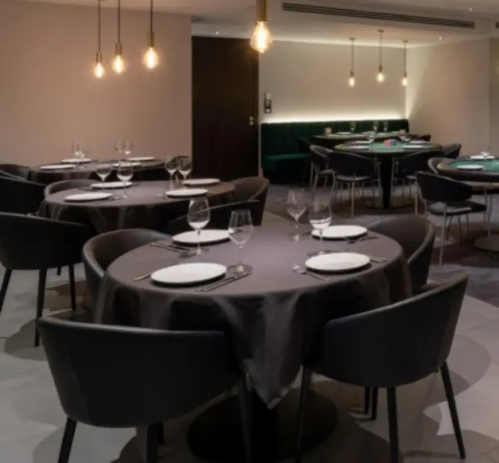 Belső tér fotó a Magyar Resto Club étterem és Poker Lounge galériájából